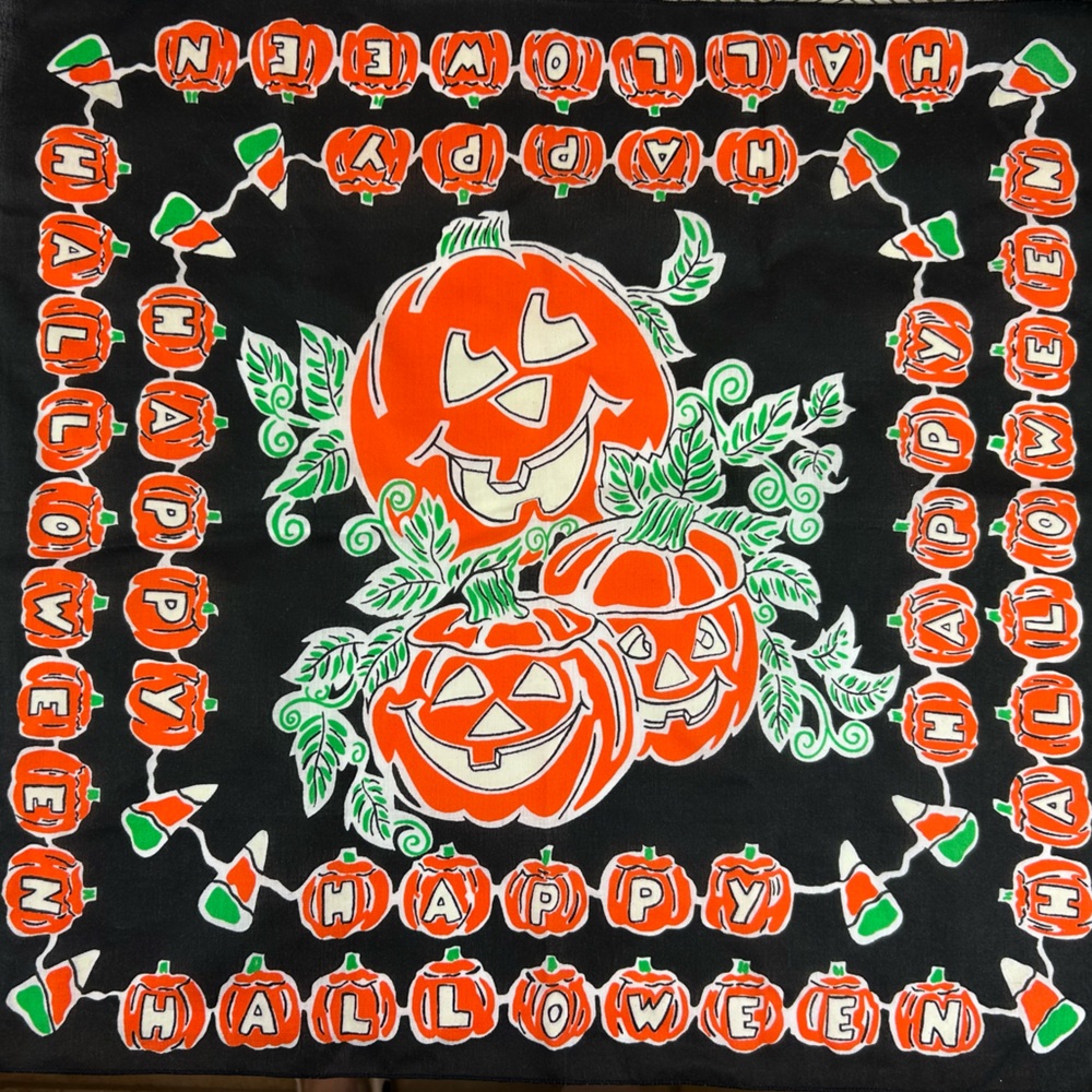 Vintage Happy Halloween Bandana Glow in the Dark USA RN 15187